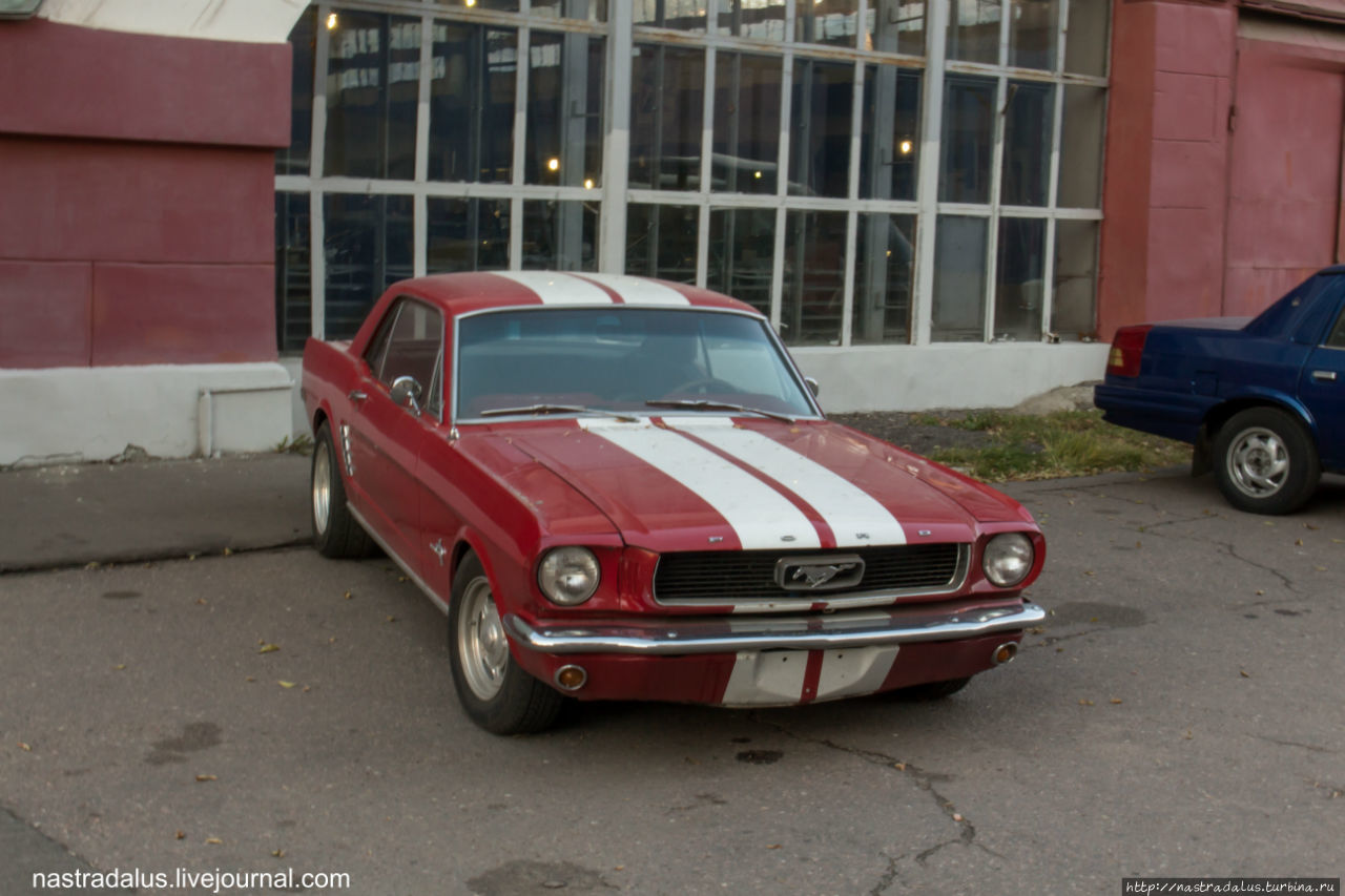На улице встретился Mustang Москва, Россия