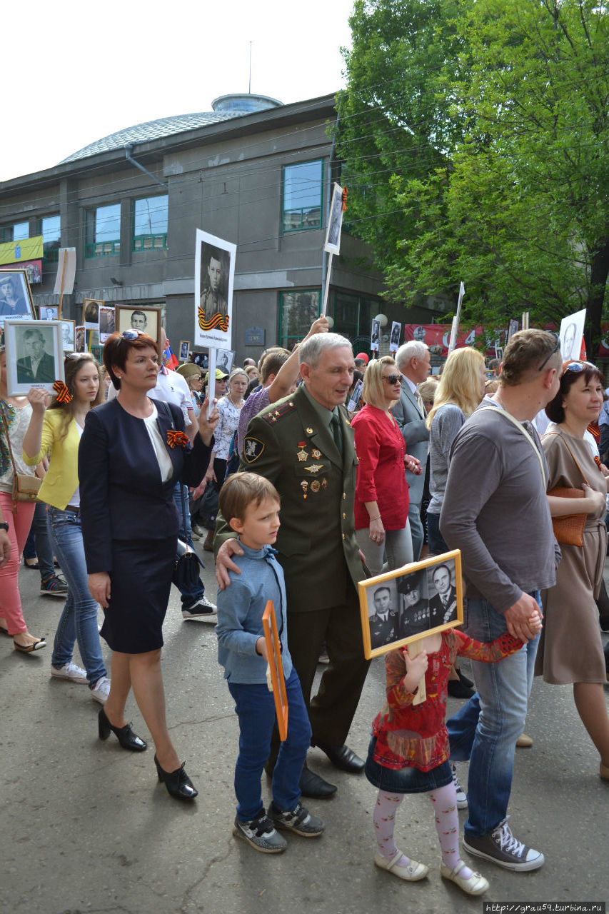 Саратов. Бессмертный полк и дети Саратов, Россия