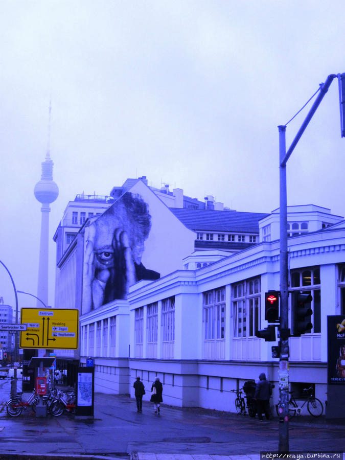 Шенхаузер Аллее и рынок на Колвицплац Берлин, Германия