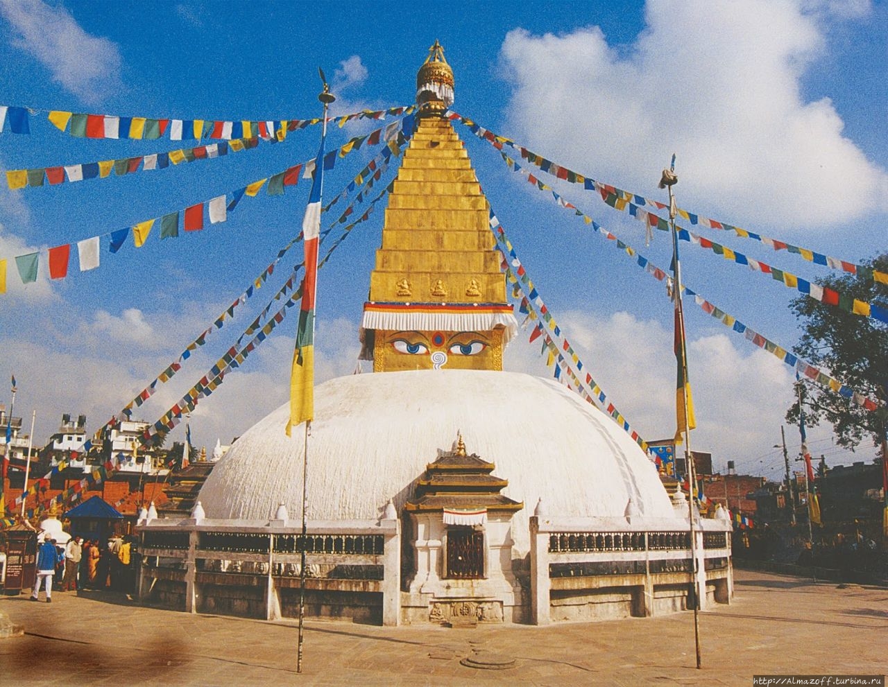 Ступа Dhando (Dhaanya) в Катманду