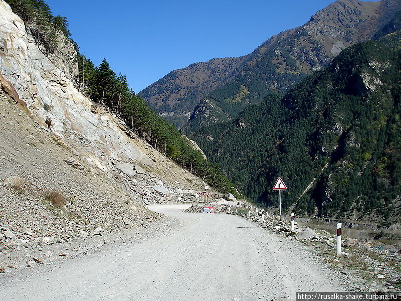 Поселок бурон северная осетия. Южная осетия рокский тоннель. Бурон владикавказ. Погода осетия бурон. Картина бурон.