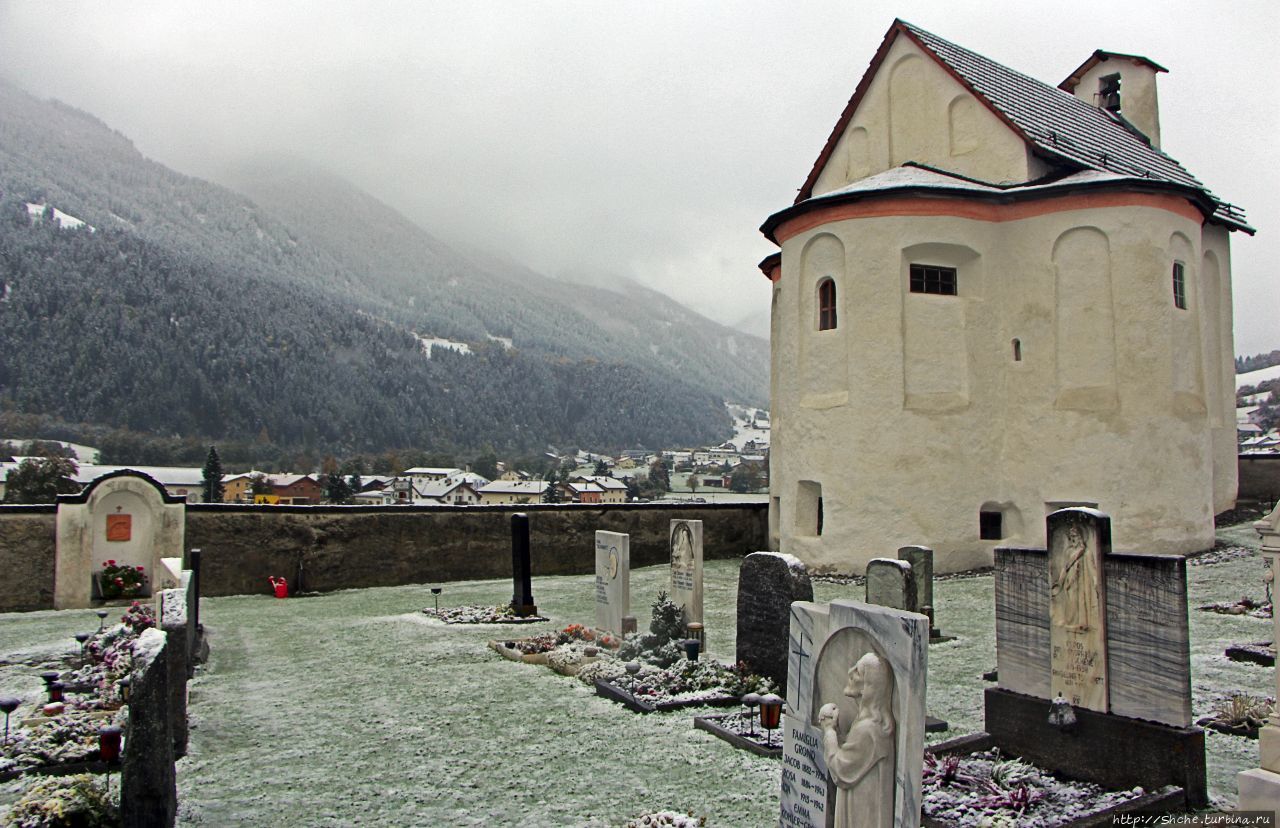 Бенедиктинский монастырь Св. Иоанна Мюстаир, Швейцария