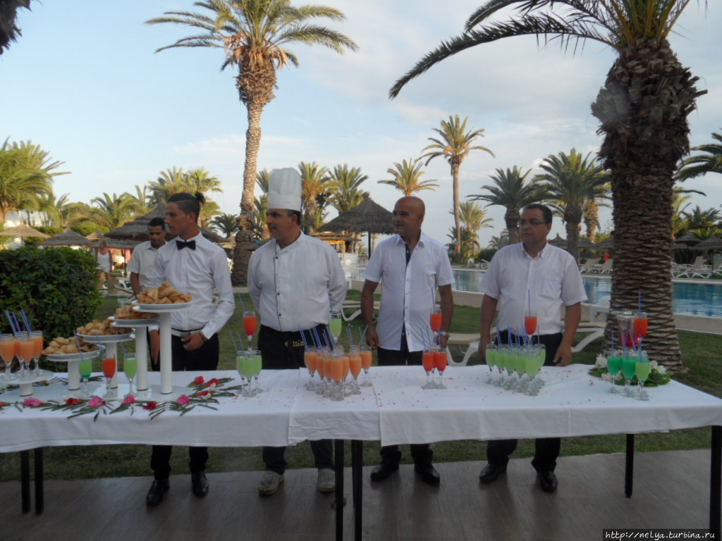 Каждую неделю устраивают презентацию отеля, где представляют весь персонал Хаммамет, Тунис