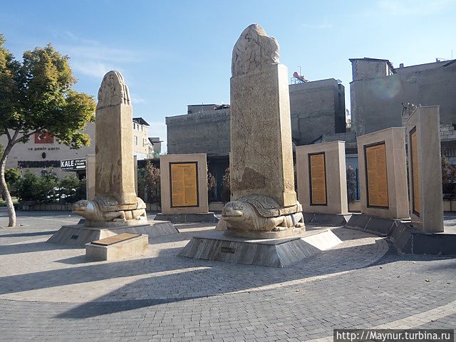 Один из памятников. Газиантеп, Турция