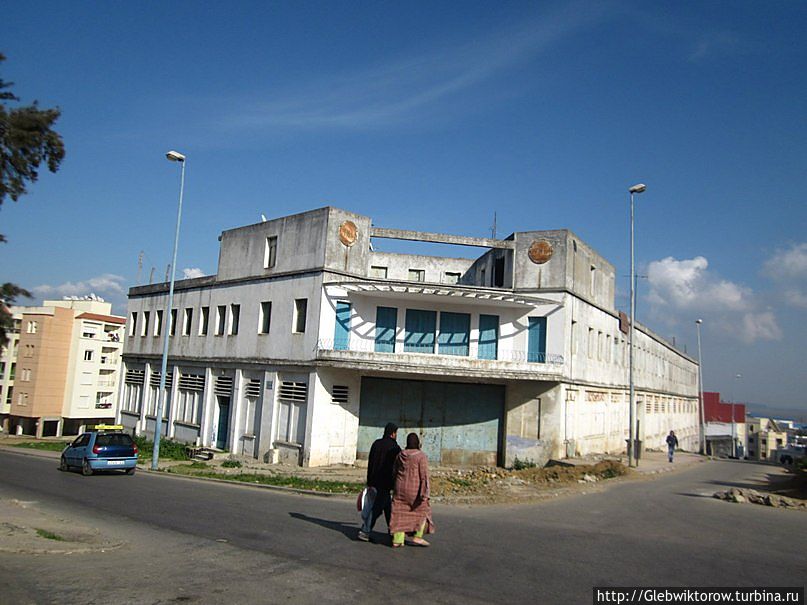 Город Ларач Ларач, Марокко