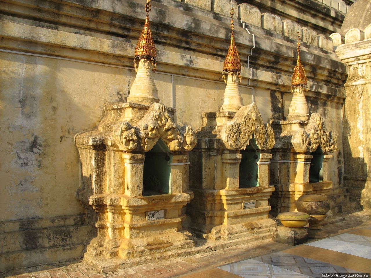 Пещерный храм Gu Byauk Gyi Баган, Мьянма