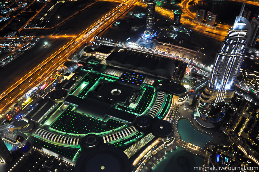 Крыша Dubai Mall. Дубай, ОАЭ