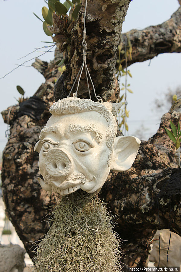 Чианграй, 5-й день, Ват  Ронг Кун (Wat Rong Koon) Чианграй, Таиланд