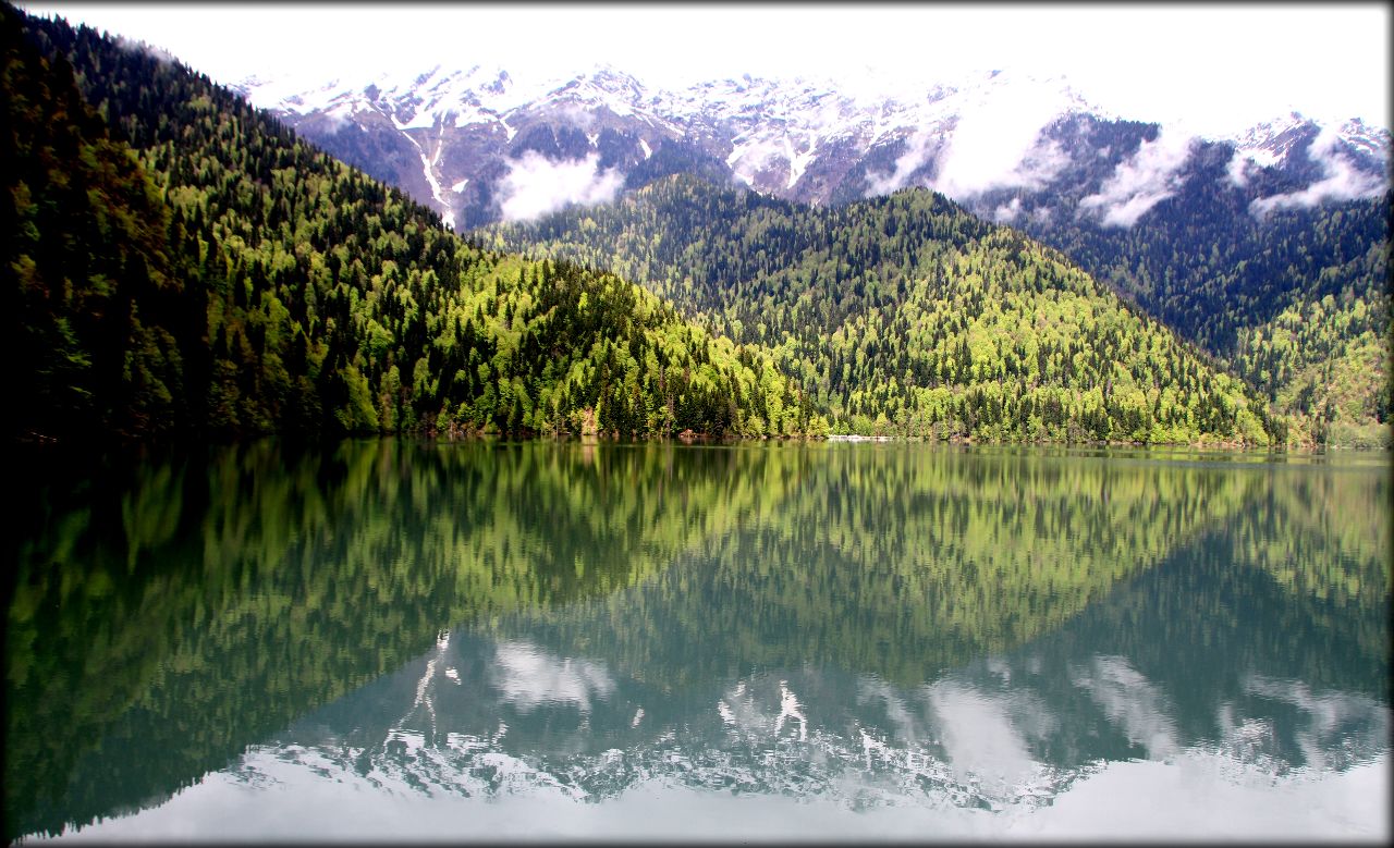 Живописная дорога к озеру Рица Рица Реликтовый Национальный Парк, Абхазия