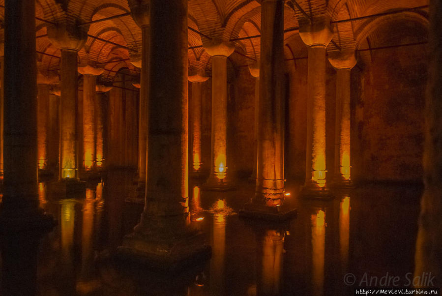 Подземный храм Стамбул, Турция