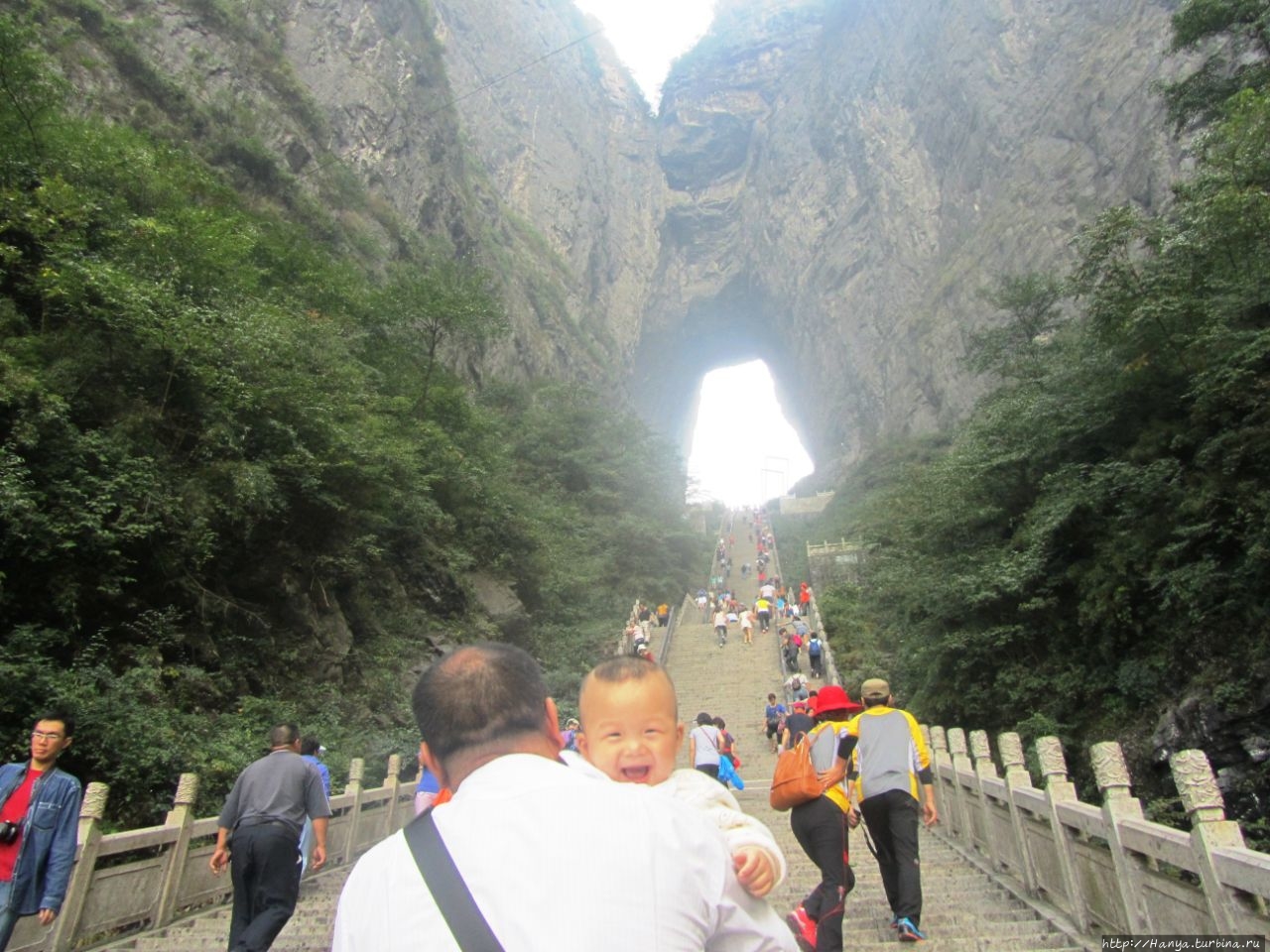 Небесные Врата Чжанцзяцзе Национальный Лесной Парк (Парк Аватар), Китай