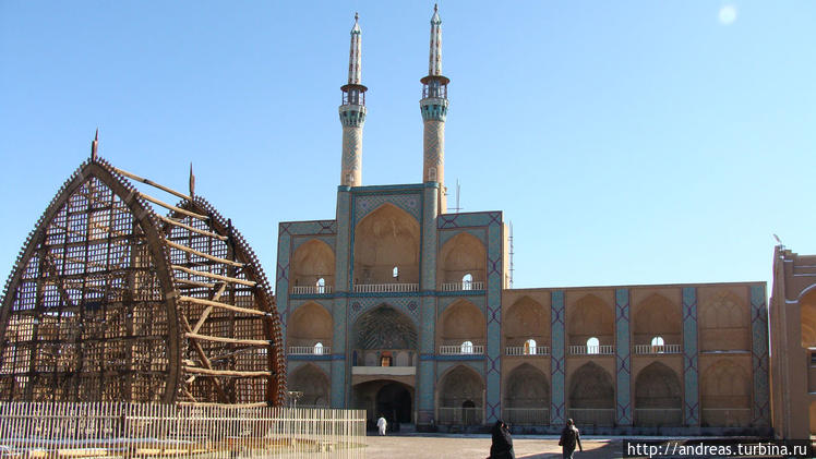 Мечеть Амир Чагхмагх