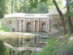 Плотина в Лефортовском парке построена в 1730-е годы.
