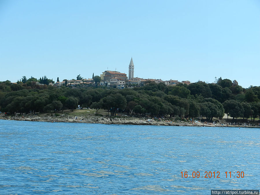 Лазурь моря, плывем в Врсар Пореч, Хорватия
