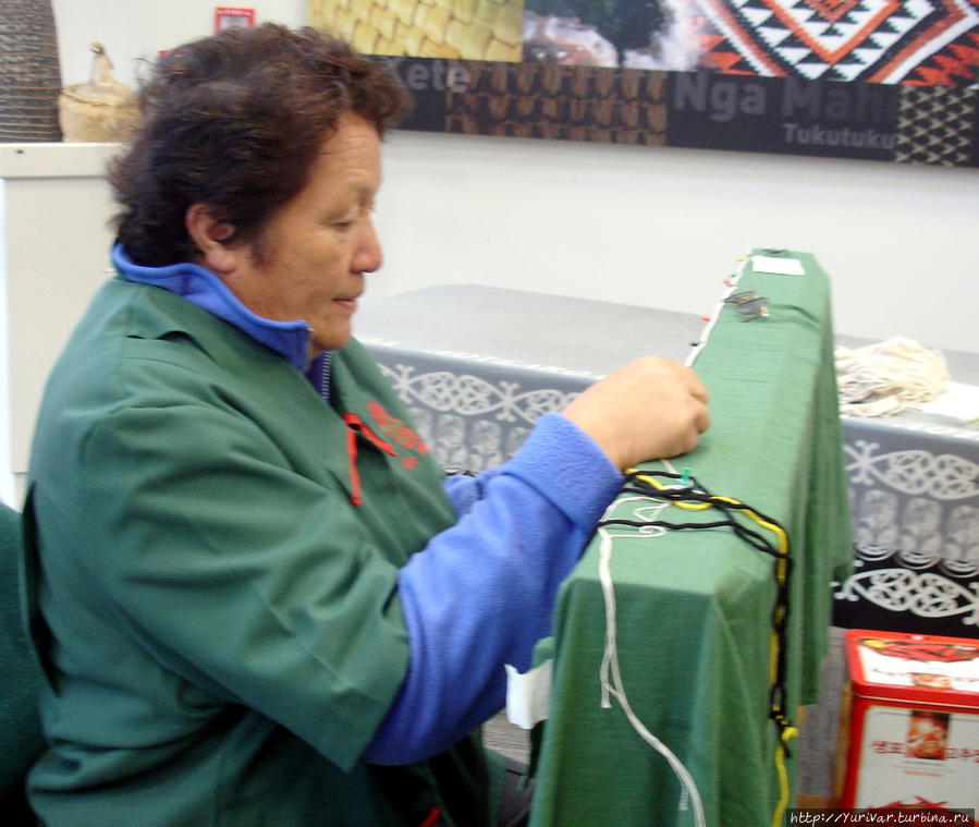 Ручное ткацкое производство маори Роторуа, Новая Зеландия