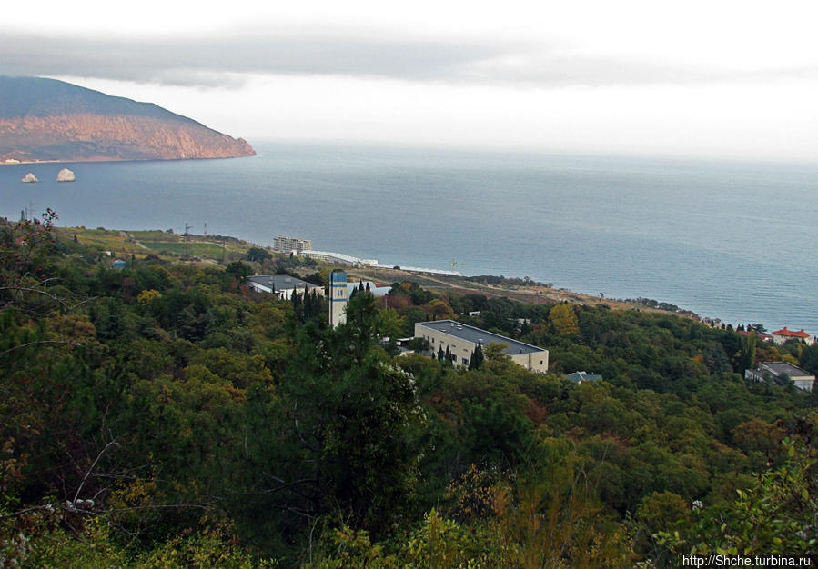 остановка с видом на Аю-Даг Республика Крым, Россия