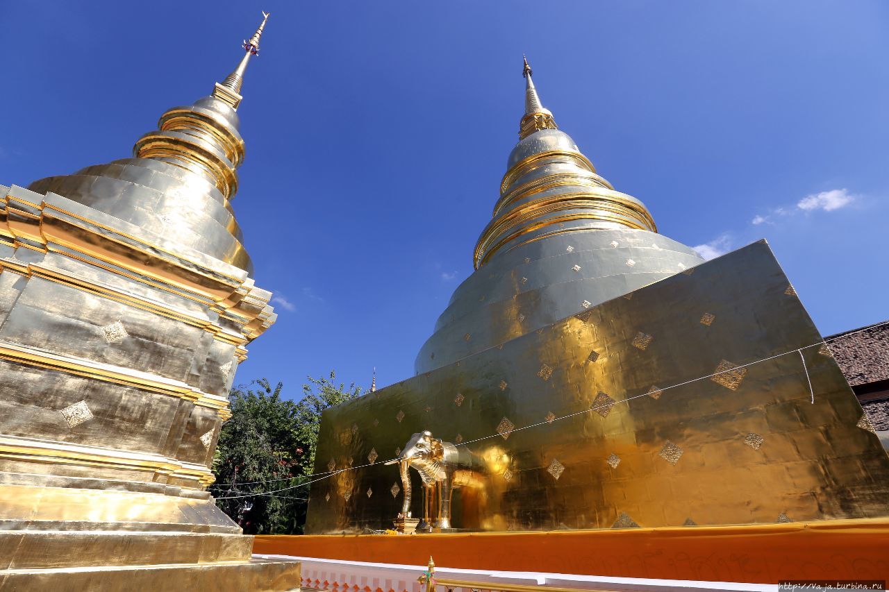 Храм Ват Пхра Сингх. Продолжение Чиангмай, Таиланд