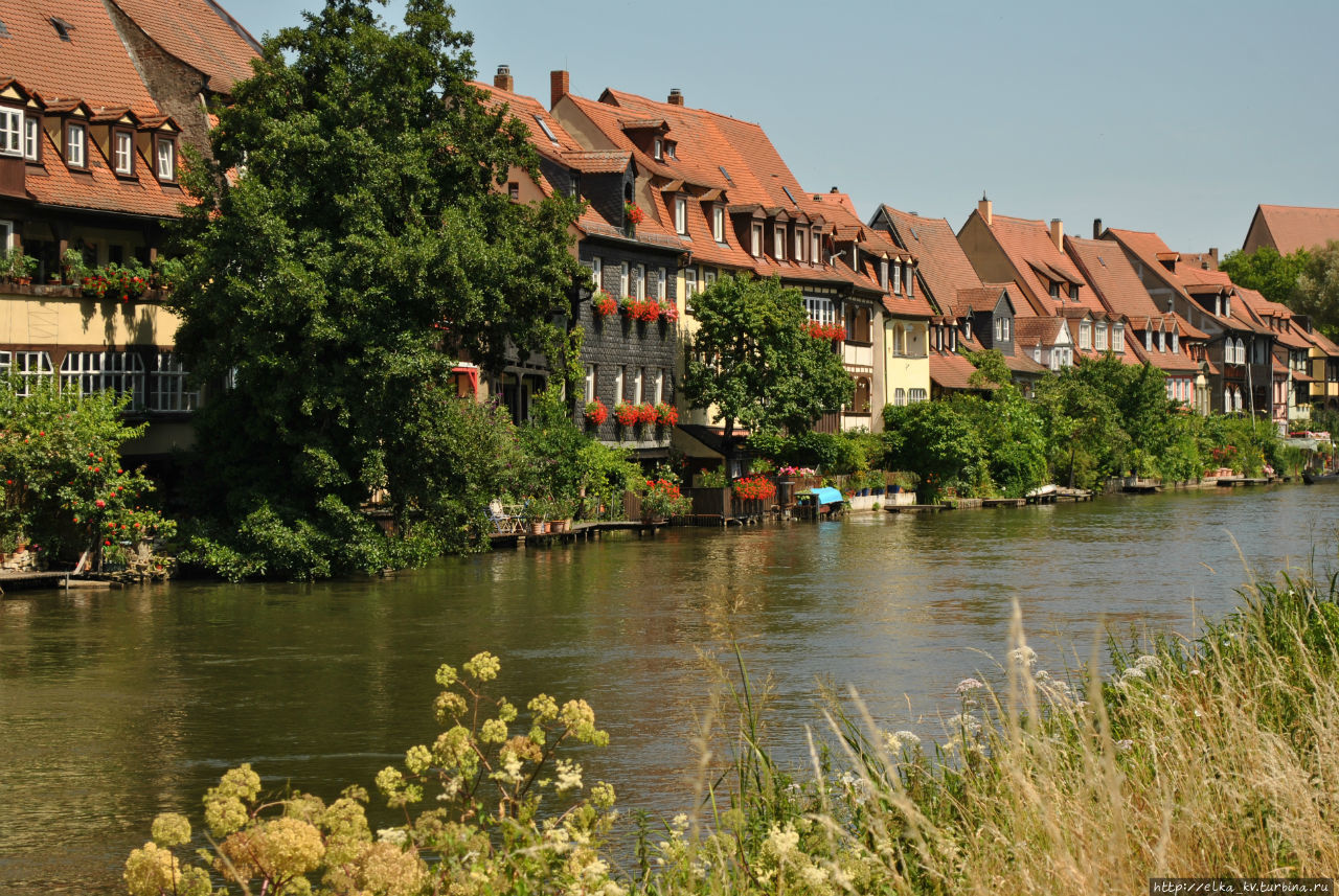 фото германия бад эссен. страсбург центр города. немецкий очарование. улочки старого города германия бахарах. верхняя германия провинция.