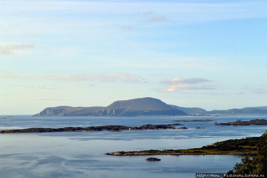 Аксла. Фантастические пейзажи и отголоски войны Олесунн, Норвегия