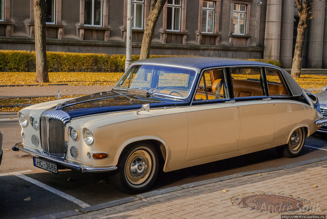 Автомобили, представленные на выставке «WEDDING DAY» Рига, Латвия