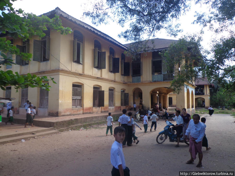Как я заглянул в школы Моулмейна... Моулмейн, Мьянма