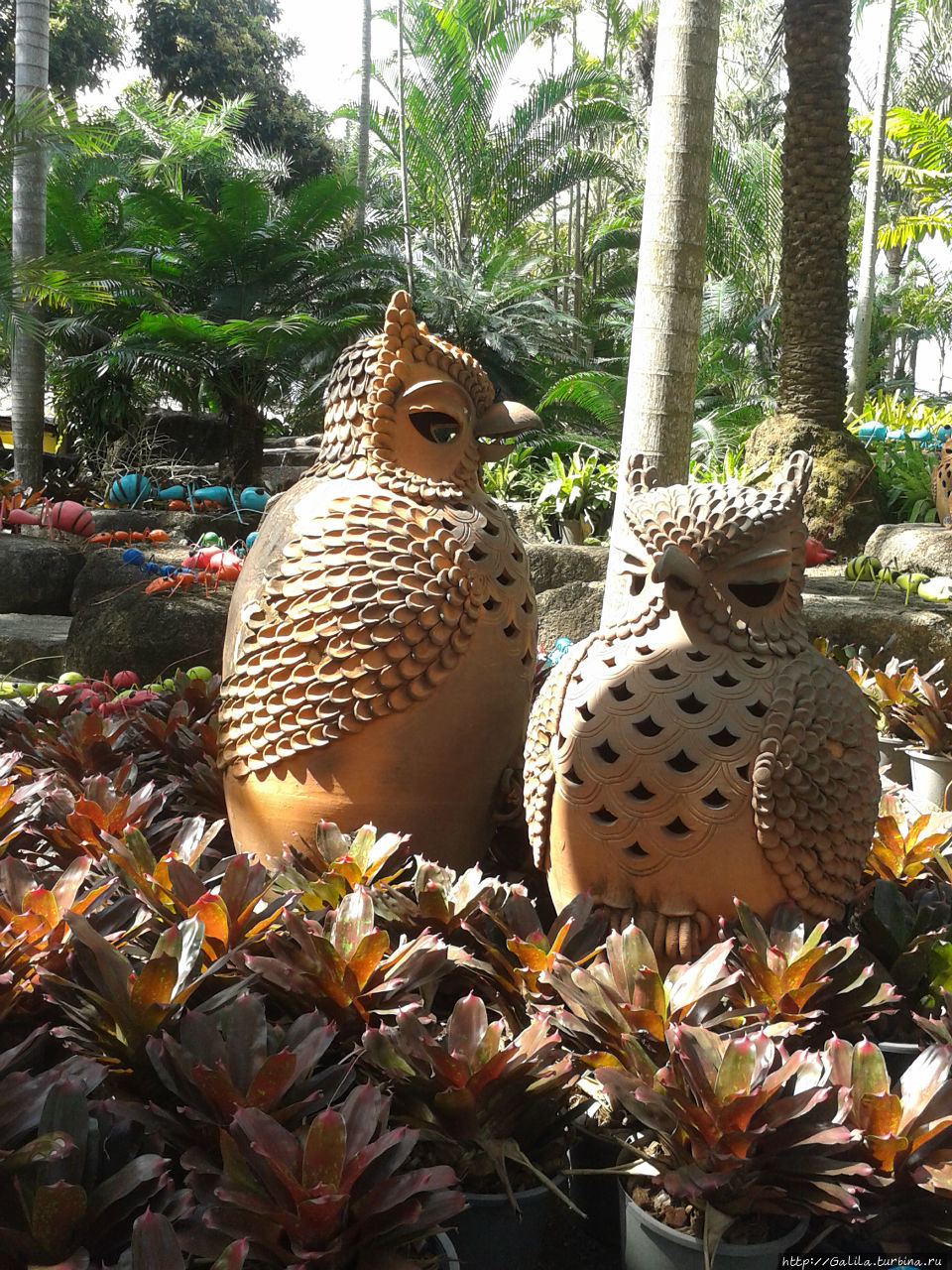 Керамические совушки. Паттайя, Таиланд