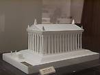 Макет храма Августа