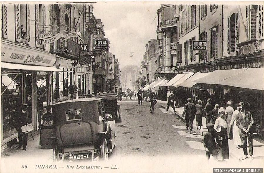 Rue Levavasseur. Динар, Франция