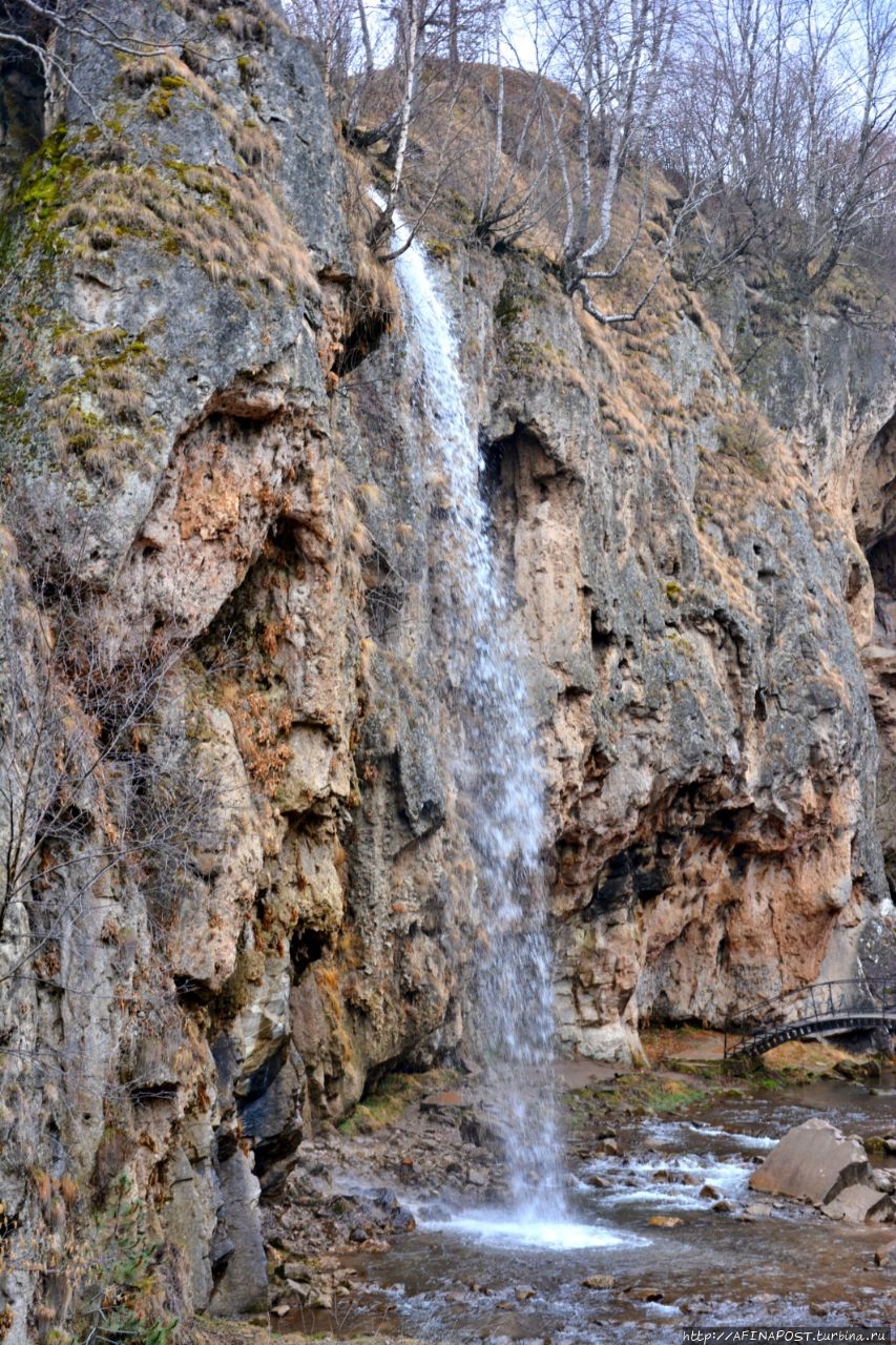 Урочище Медовые водопады Красный Курган, Россия