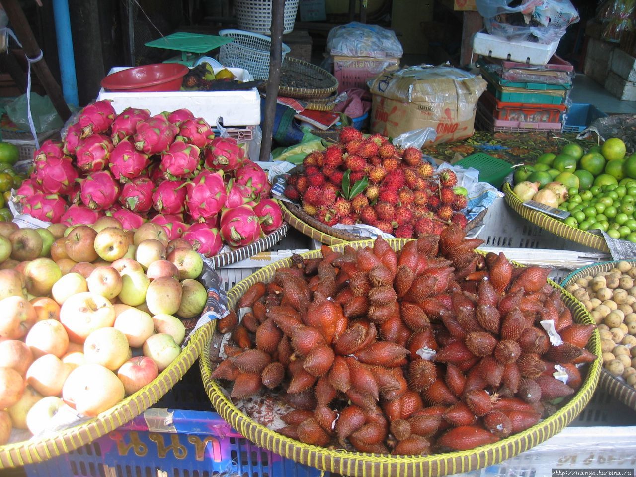 Рынок Phsar Leu Market