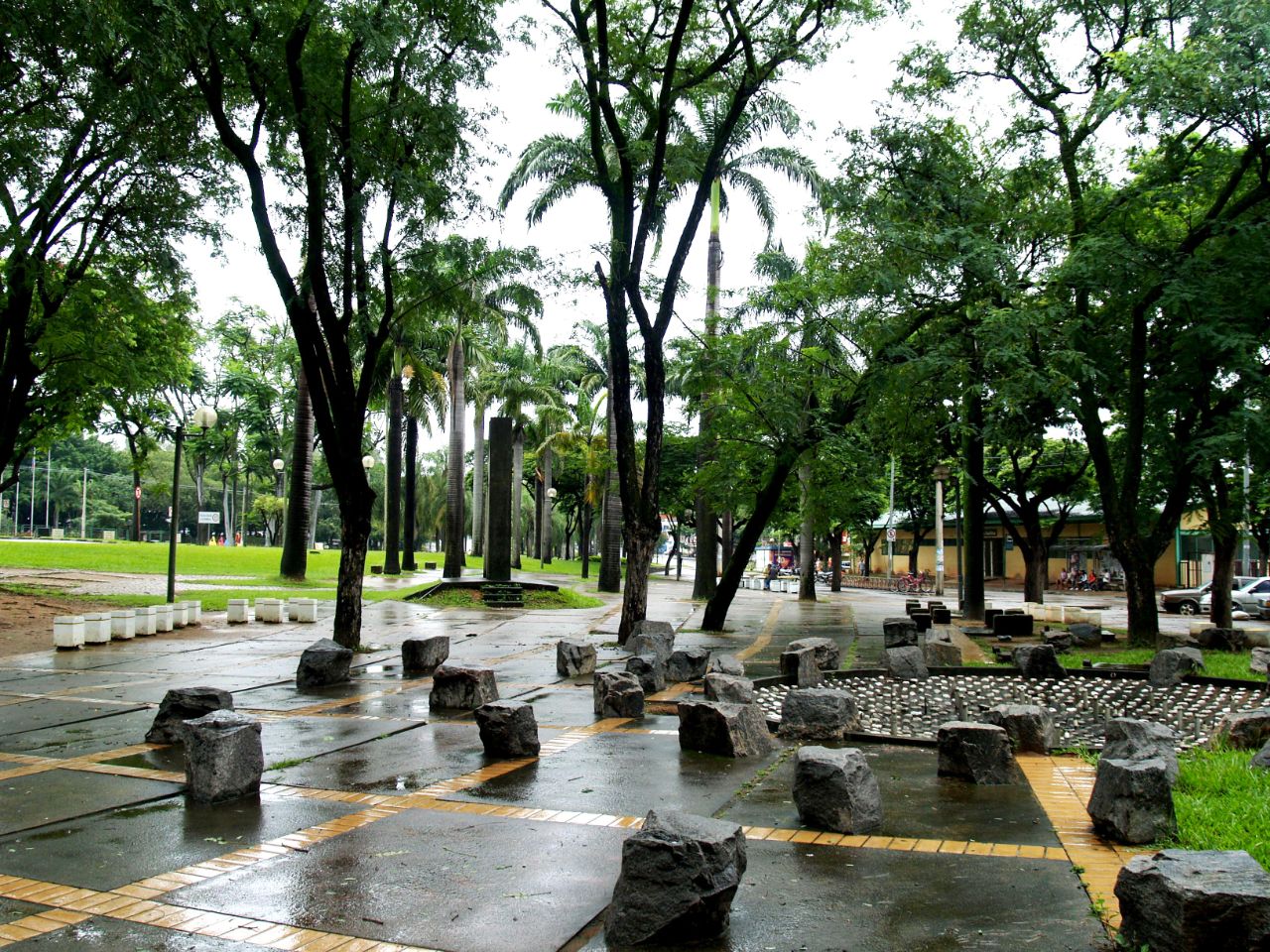 Площадь Первого Мая Ипатинга, Бразилия