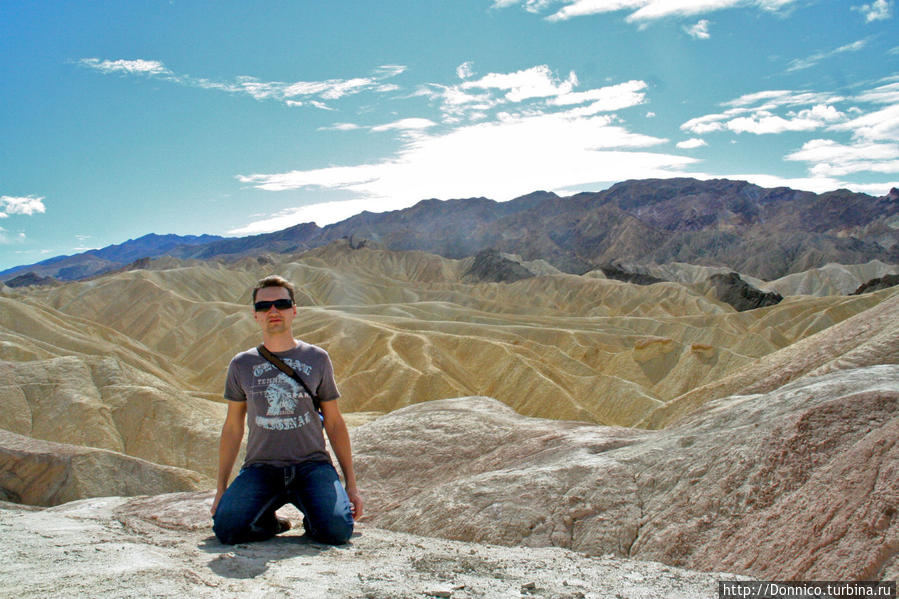 Zabriskie ул набережная 9. Забриски Пойнт. Zabriskie point Владивосток. Chris Zabriskie. Zabriskie point Владивосток фото.