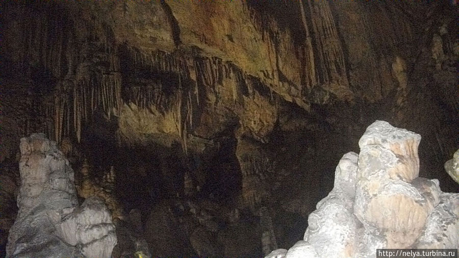 В сталактитовые пещеры из Махмутлара Махмутлар, Турция