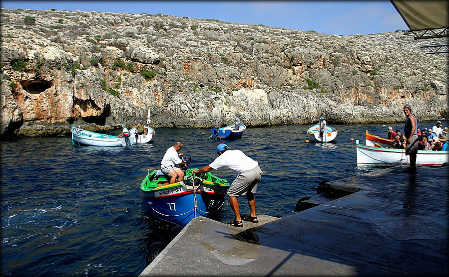 Голубая достопримечательность острова Мальта Зуррик, Мальта