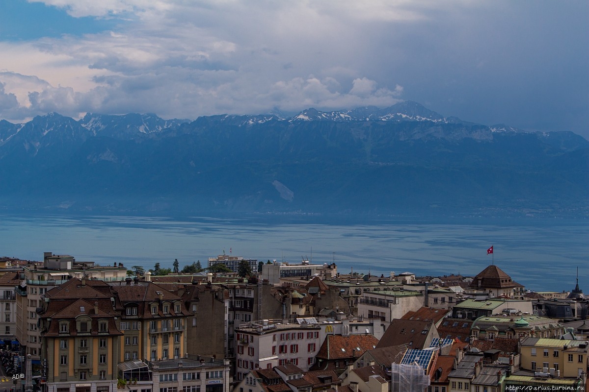 Лозанна, Виды с Кафедрального собора Лозанны — Альпы Лозанна, Швейцария