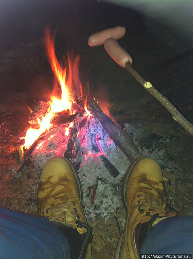 Сгоревшие ботинки еле одел, решил с горя пожарить сардельки :) Чебоксары, Россия