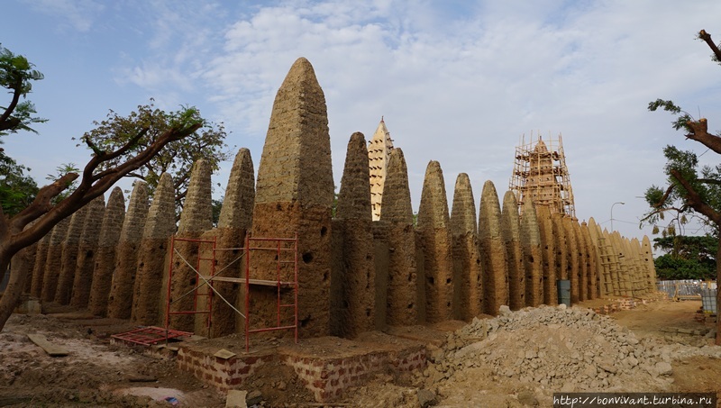 Grand mosque of bobo dioulasso буркина фасо