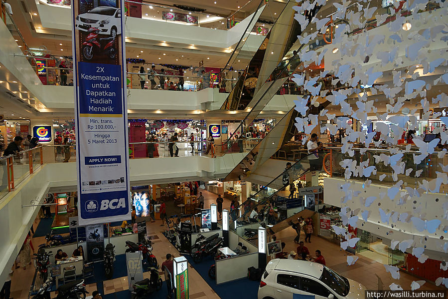 Торговый центр. Джокьякарта.