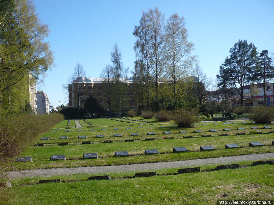 Военное мемориальное кладбище Куопио, Финляндия