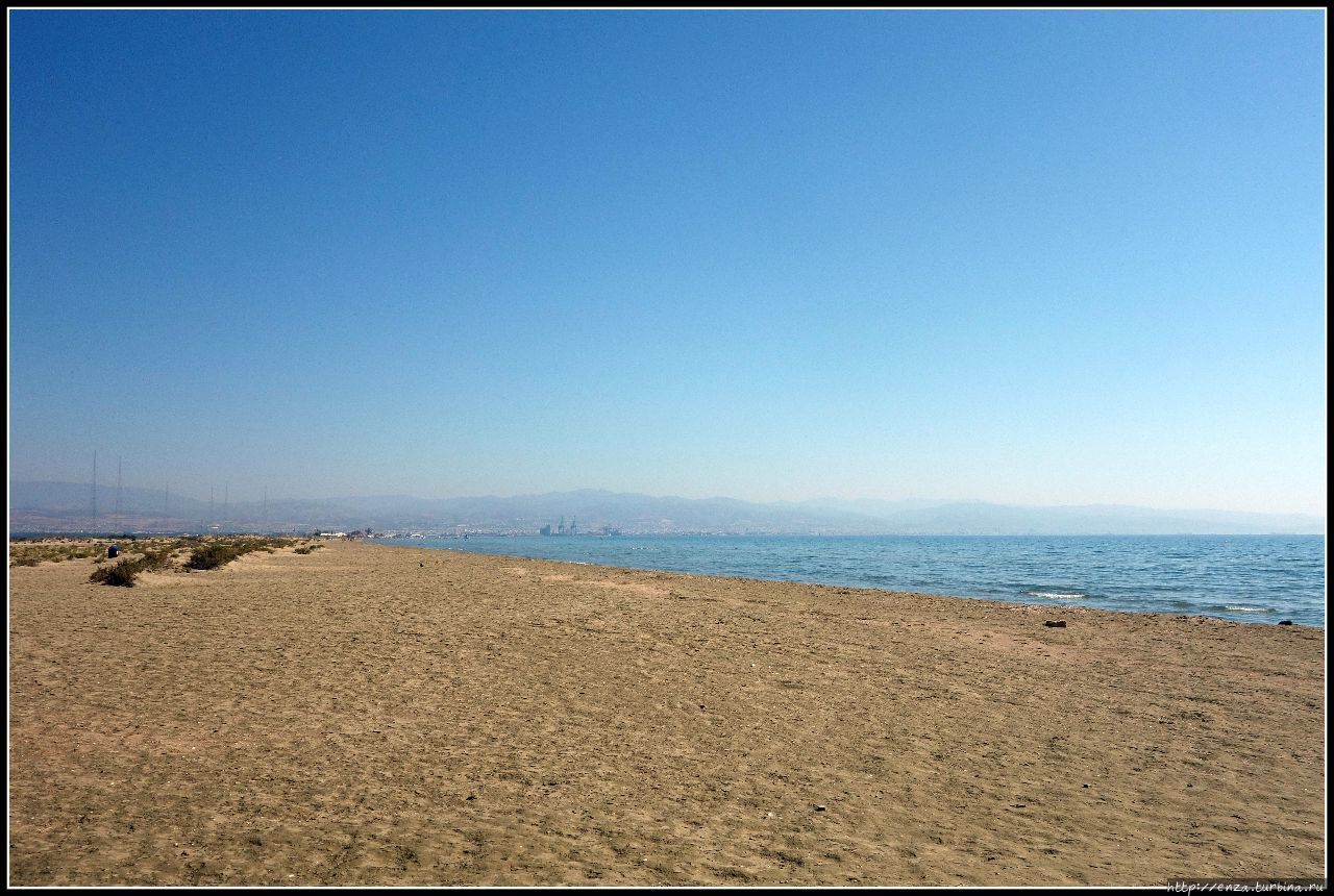 Пляж Ледис майл Лимассол, Кипр