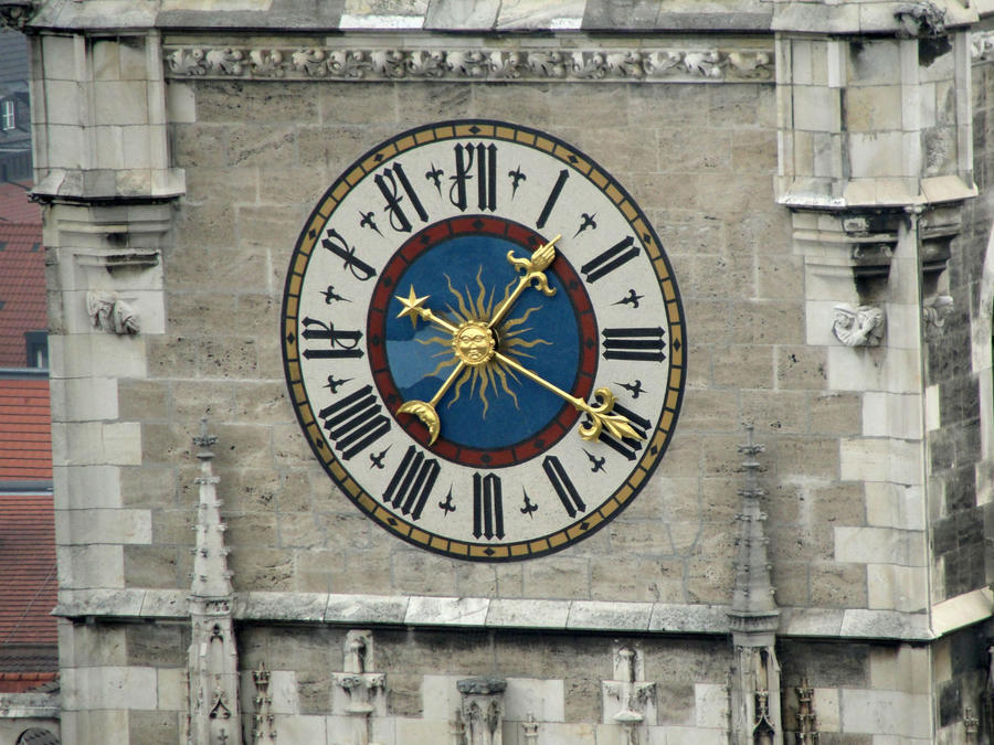 Часы на новой ратуше Мюнхен, Германия