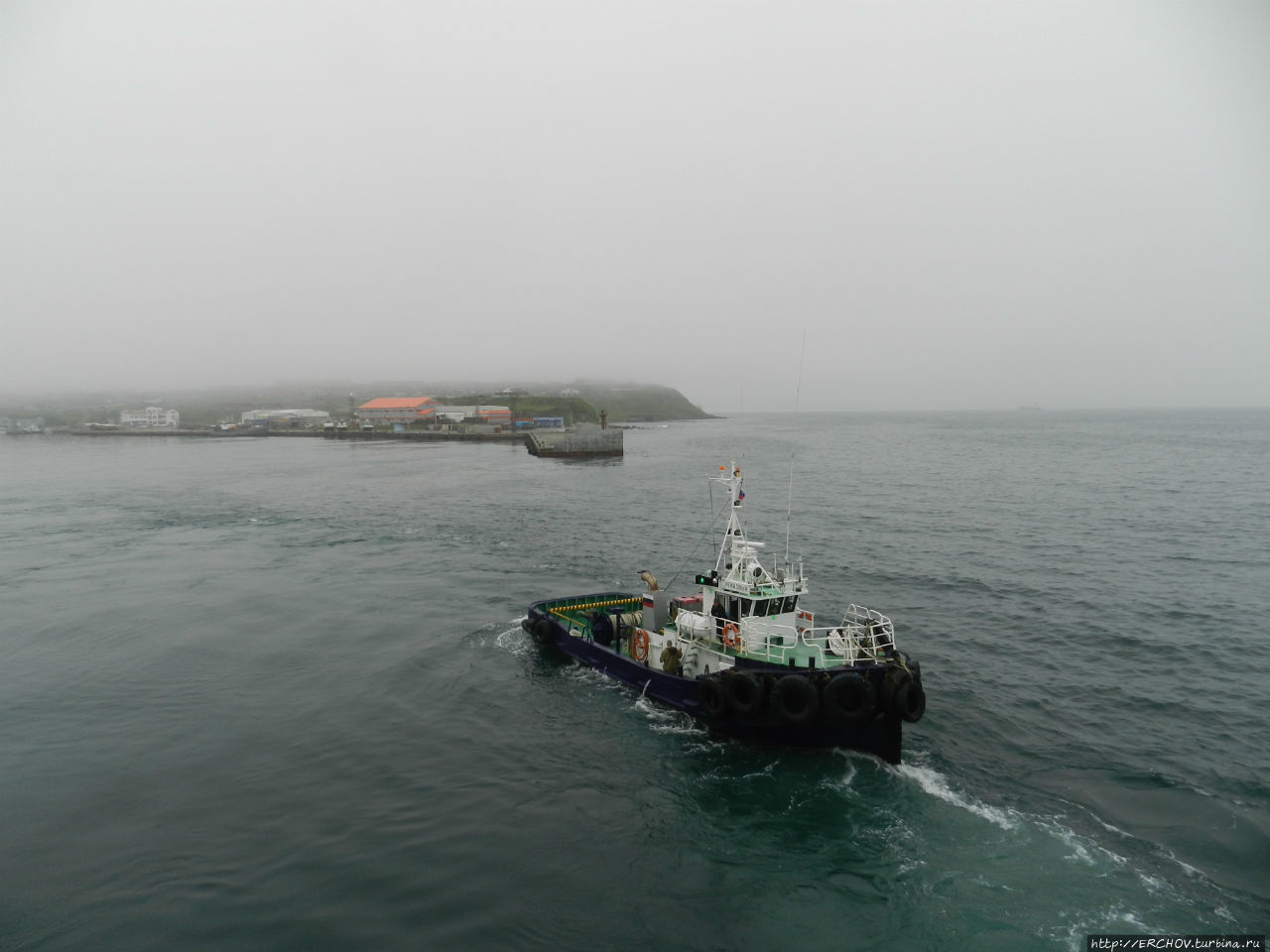 Шикотан малокурильское. Южно-курильск на. Кунашир корабль иртыш. Корабль на кунашир. Кунашир судно.