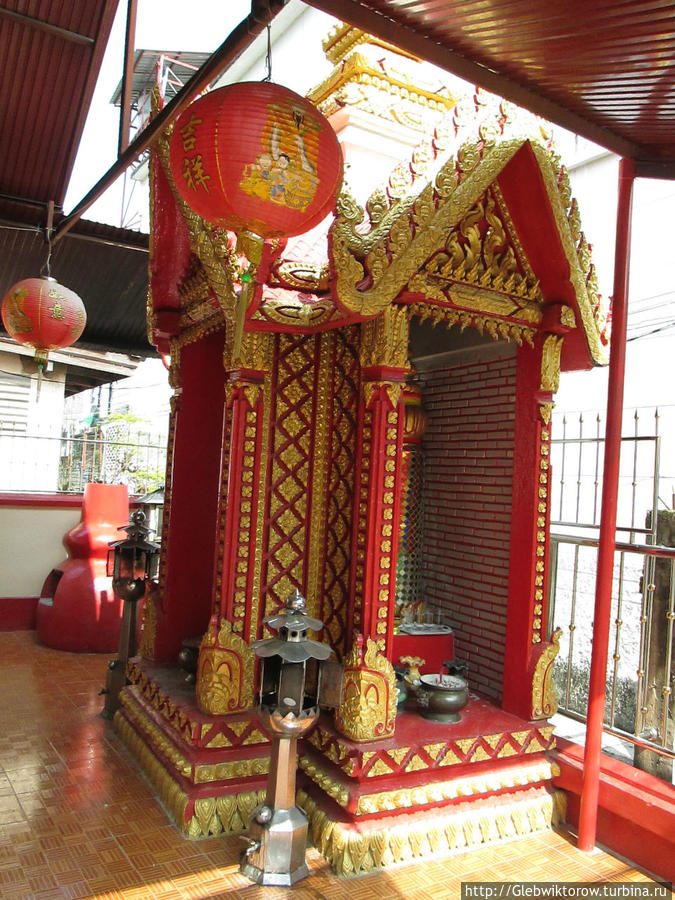 Китайские храмы Мукдахана Мукдахан, Таиланд