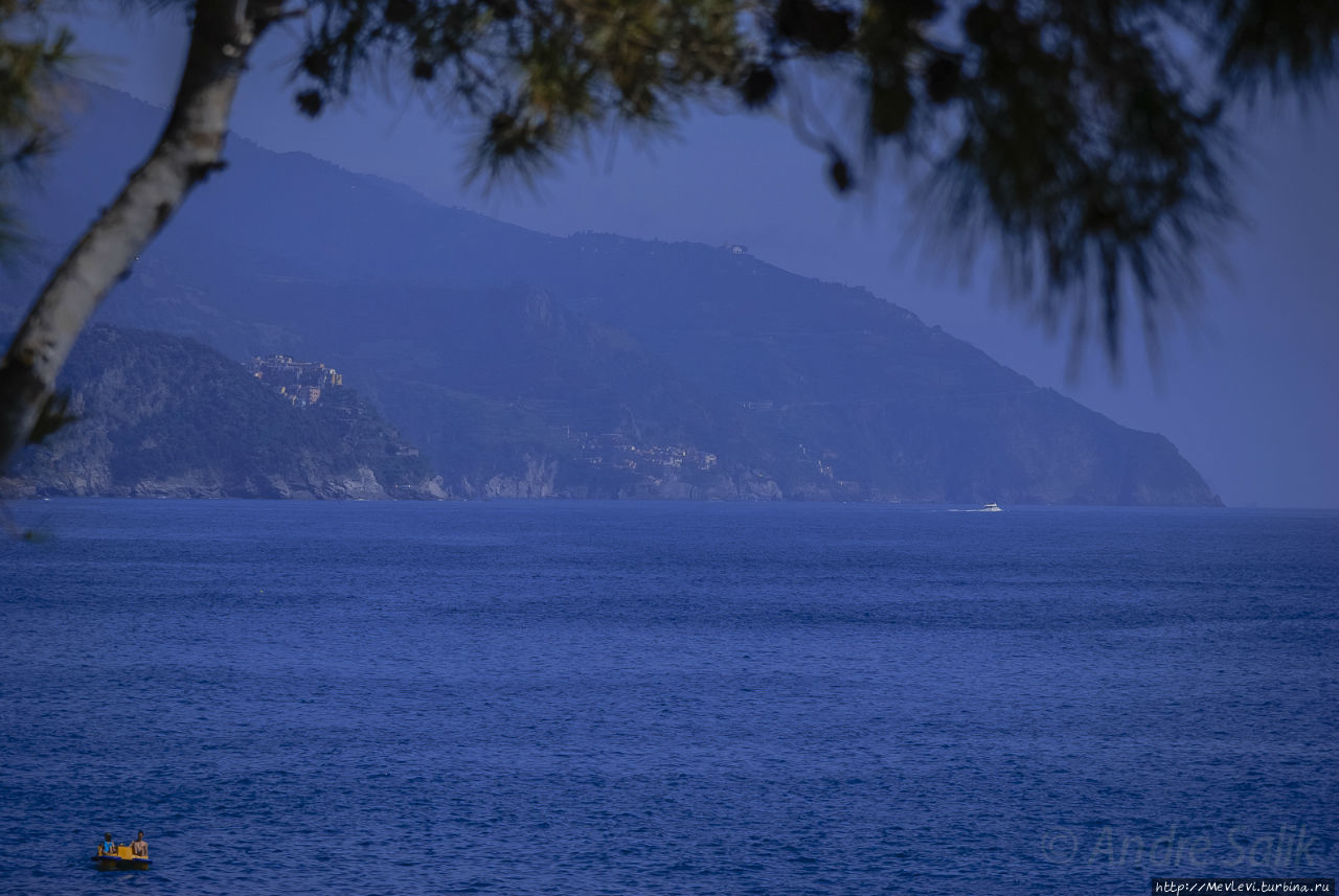 Романтичное местечко Монтероссо-аль-Маре, Италия