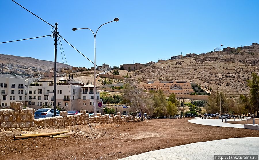 Вади Муса или современная Петра Вади-Муса, Иордания