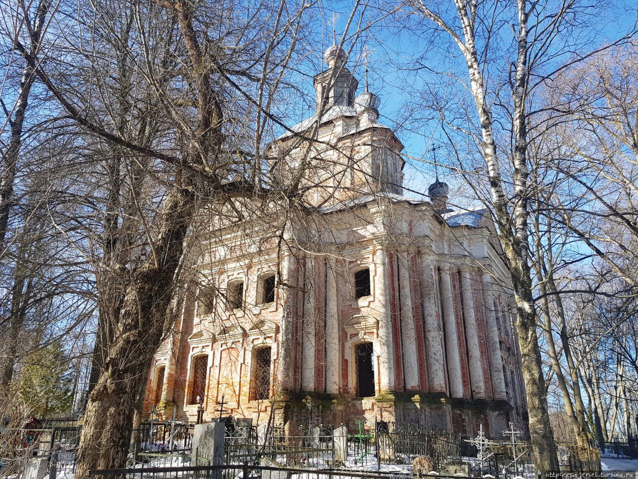 От башни до лаптя. Что посмотреть в Вязьме? Вязьма, Россия От башни до лаптя. Что посмотреть в Вязьме? Вязьма, Россия