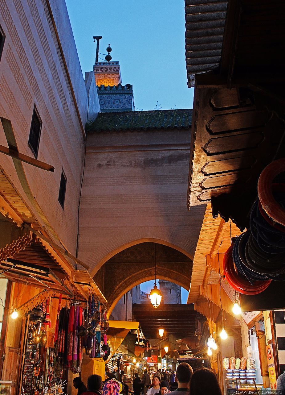 Крупнейшая медина в старейшем имперском городе Марокко