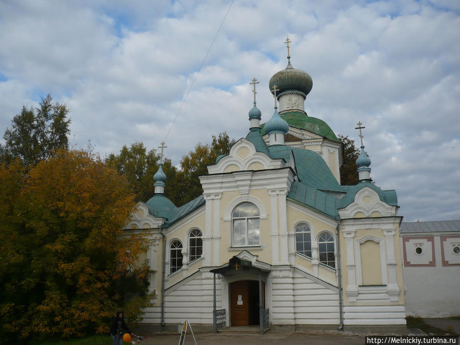 Тихвинский Богородичный Успенский монастырь Тихвин, Россия