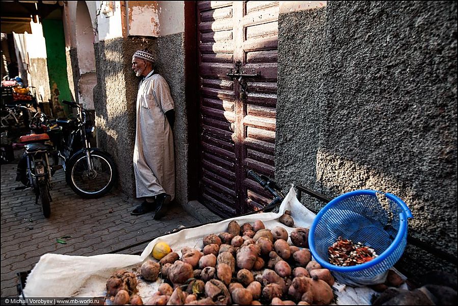 Уличный рынок Тарудан, Марокко