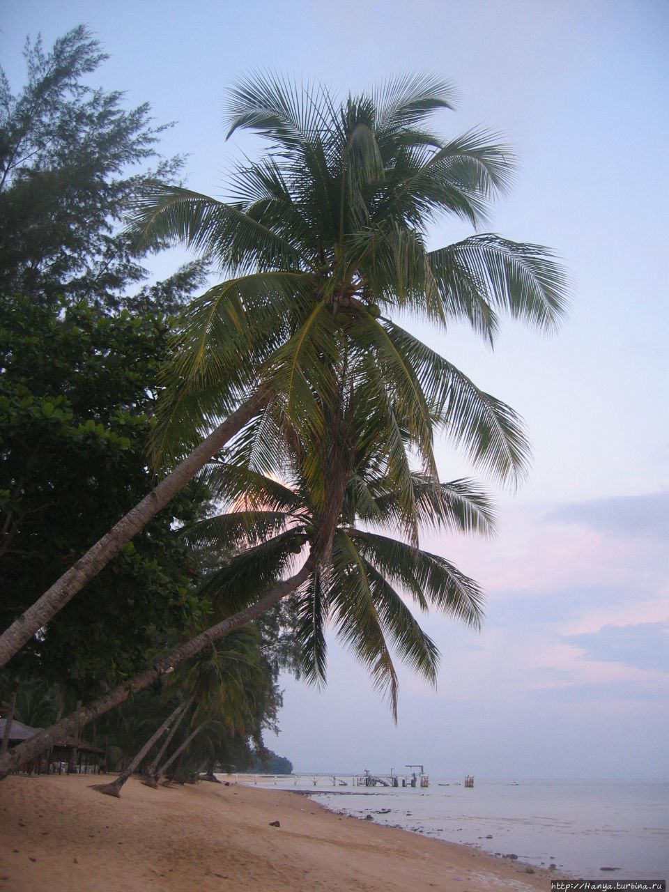 Пляж отеля Berjaya Tioman Beach Пулау-Тиоман, Малайзия